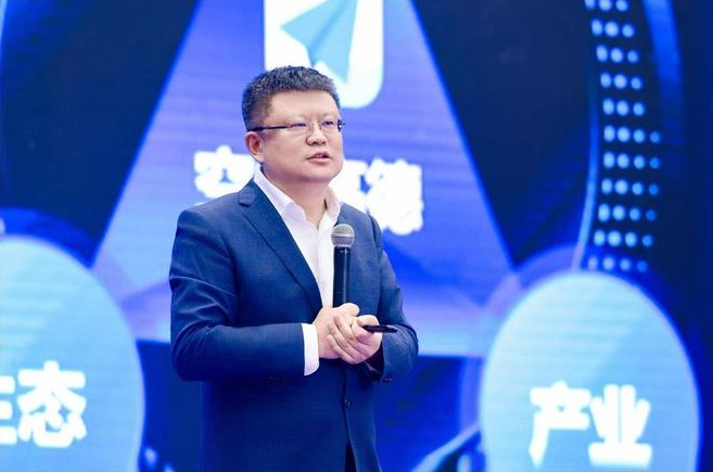 高德地图副总裁董振宁：未来5&mdash;10年，低空经济有希望实现千亿规模